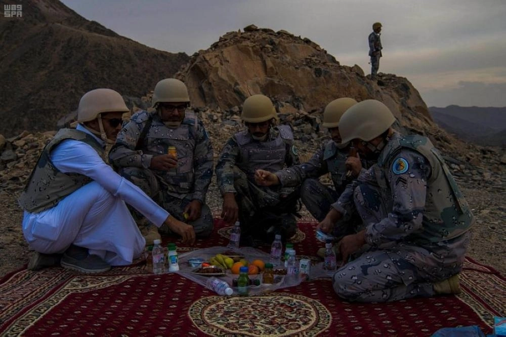 000-648693981557341577845