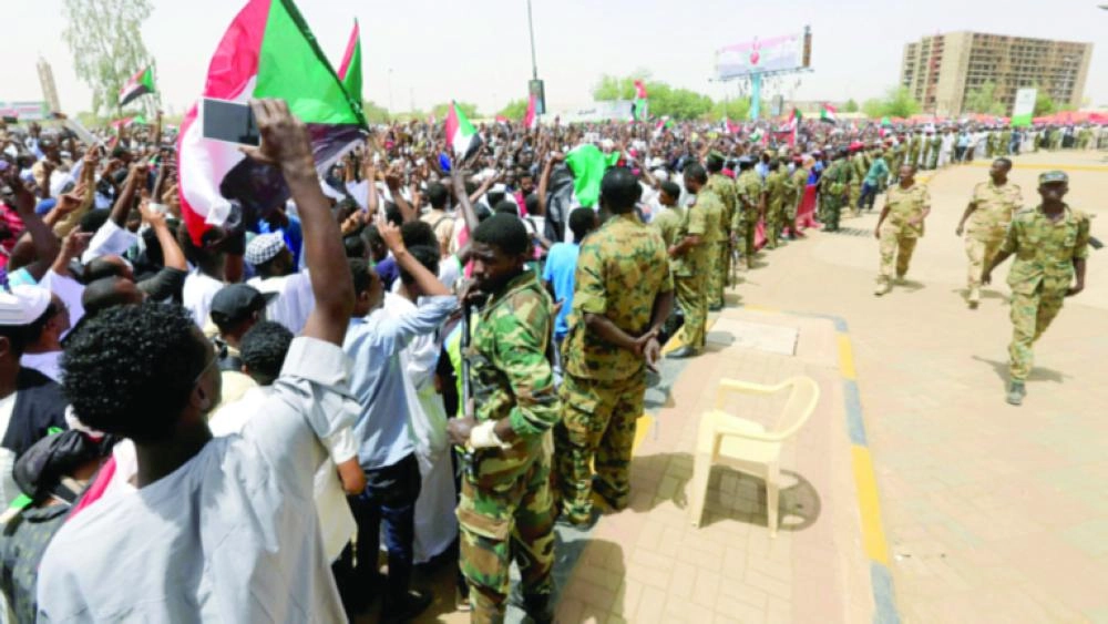 






الاعتصامات مستمرة في السودان                  (مكة)