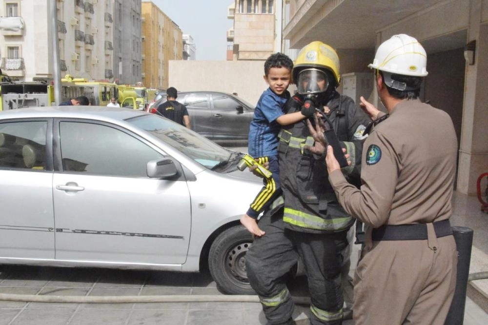 






من عملية الإخلاء                                  (مكة)