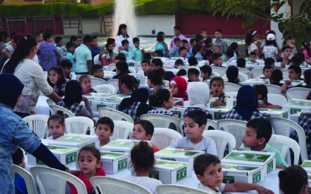 






مشروع القرية الرمضانية السعودي في بيروت          (واس)