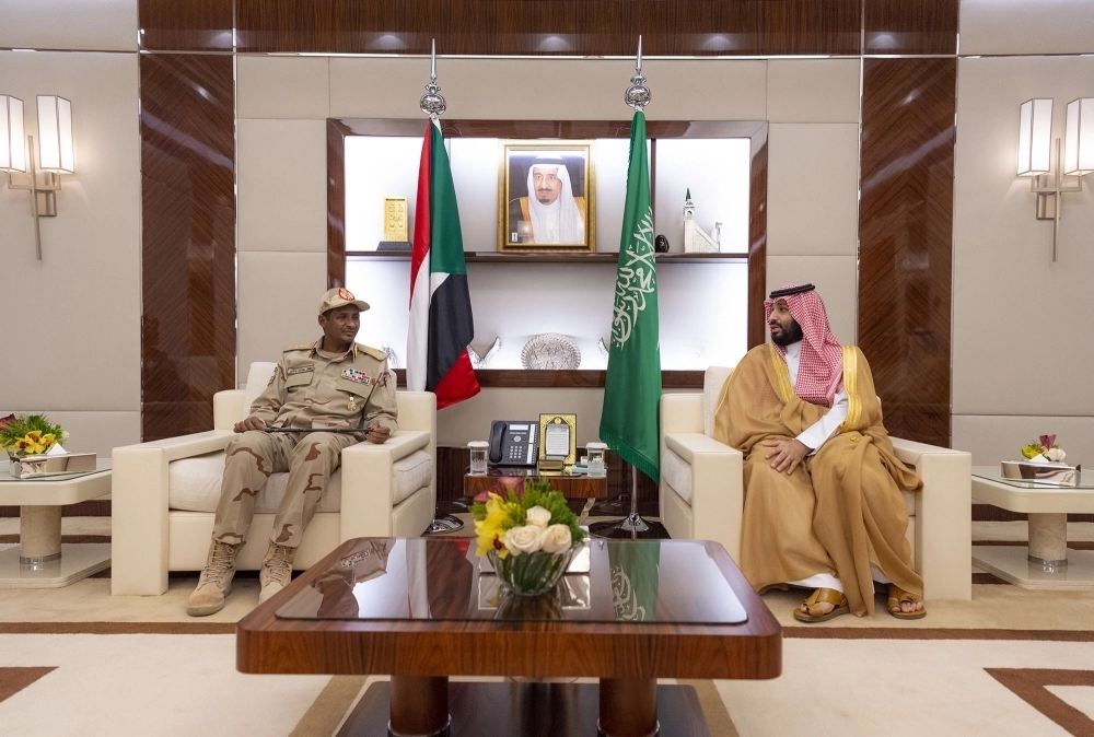 الأمير محمد بن سلمان خلال لقائه محمد حمدان  (واس)