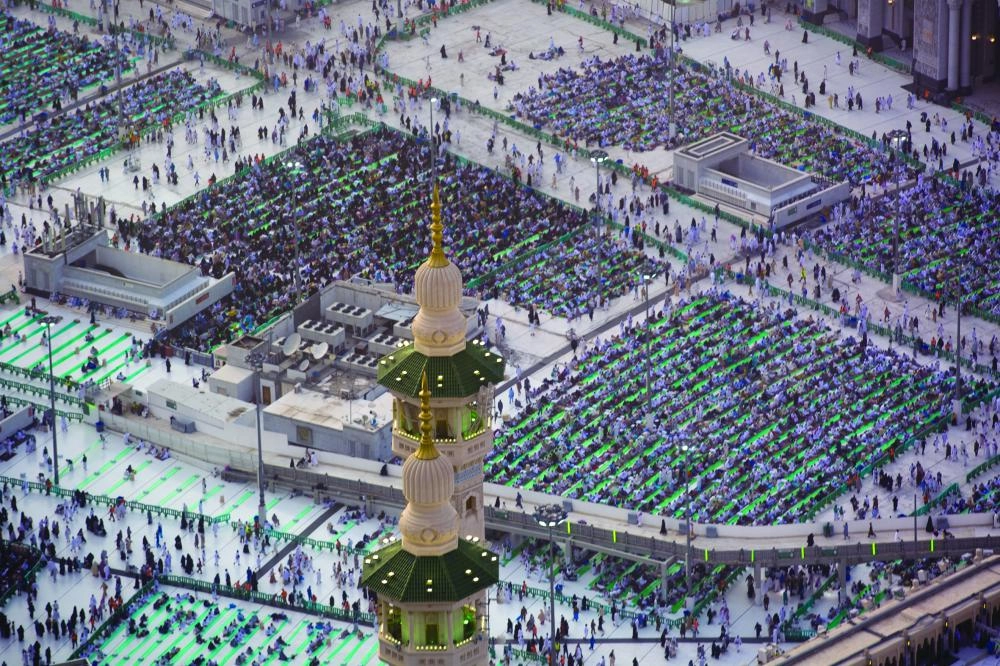 






ساحات المسجد الحرام كما بدت أمس                                               (أنس الحارثي)