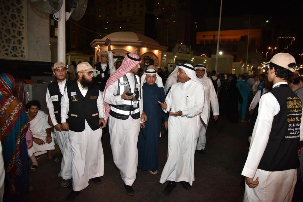 نائب وزير الحج والعمرة يتفقد مراكز الإرشاد بمنطقة المسجد الحرام بمكة المكرمة