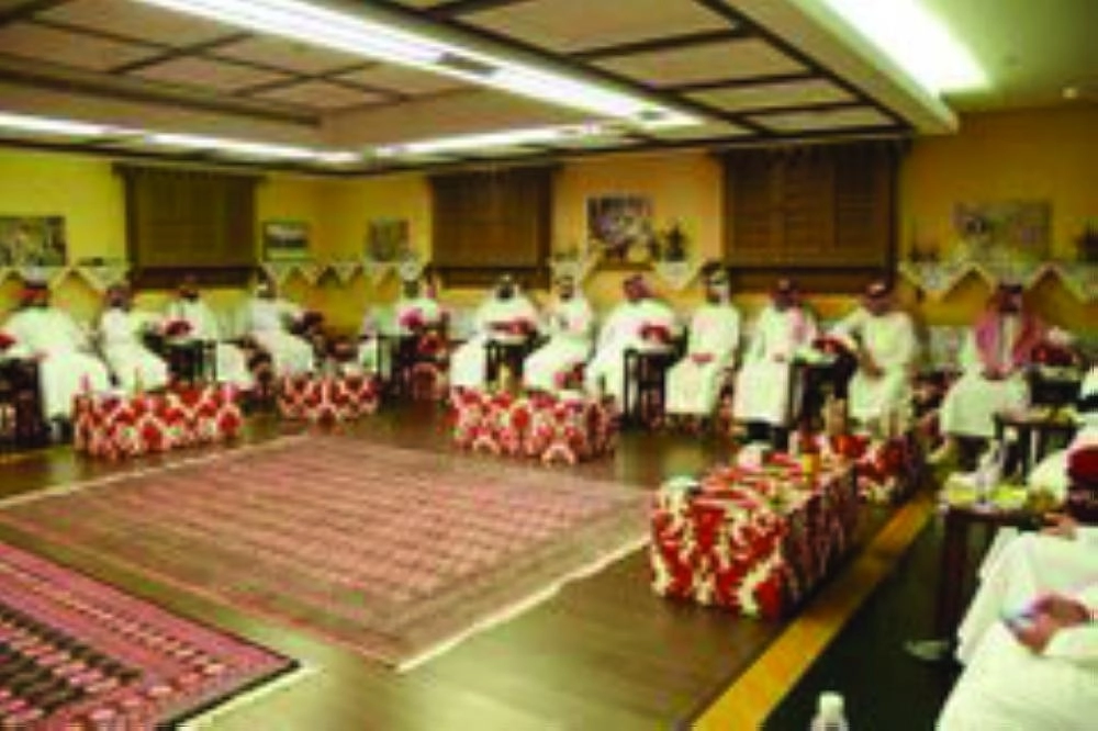 من لقاء الغرفتين                 (غرفة مكة)