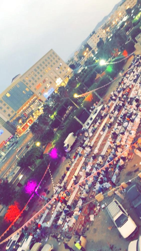 مائدة الإفطار