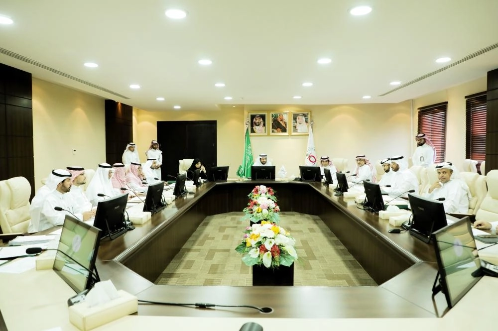 






من اجتماع المجلس الصحي أمس                                                       (واس)