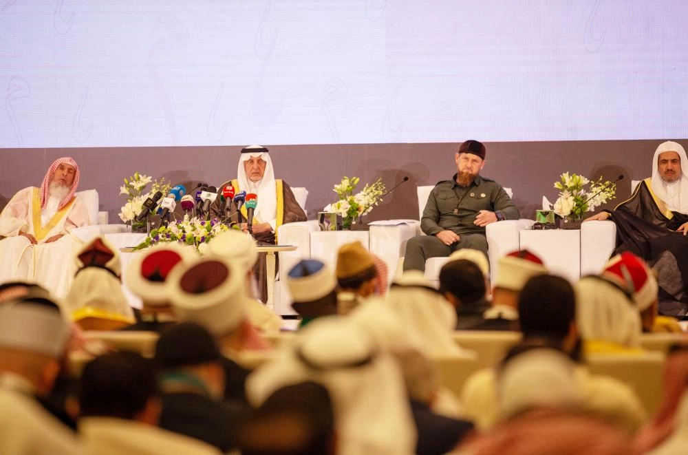  خالد الفيصل وعبدالعزيز آل الشيخ رمضان احمدوفيتش ومحمد العيسى (ياسر بخش )