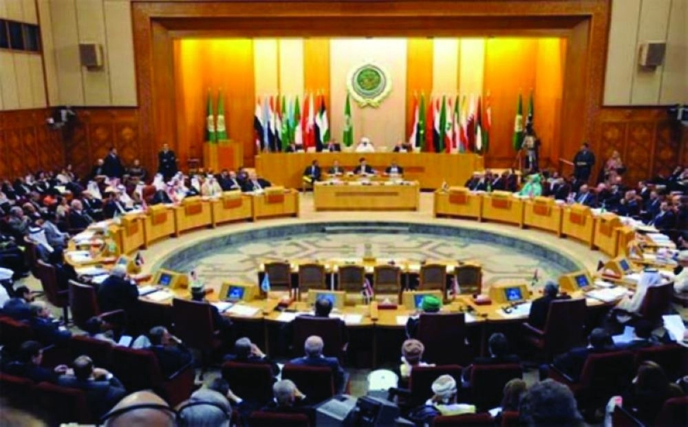 



إحدى القمم العربية (مكة)