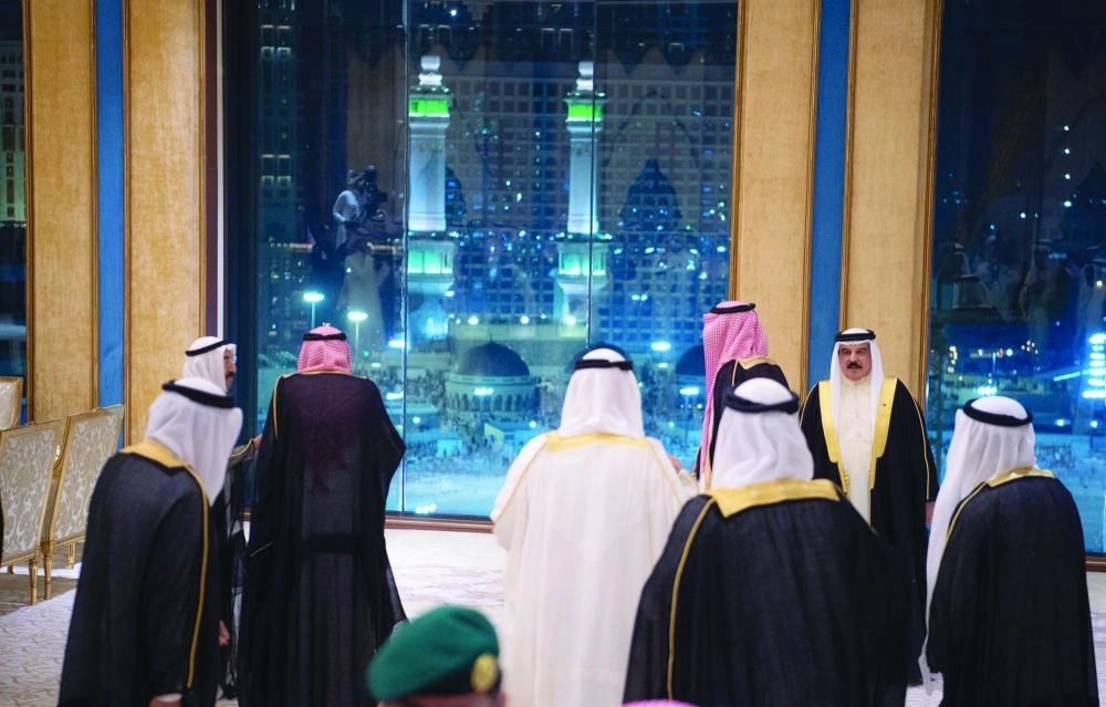 DST_5668977_Fri11_1222648462