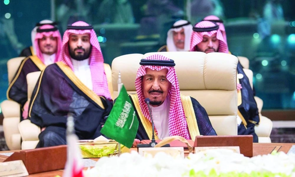 DST_5668970_Fri3_1222328222