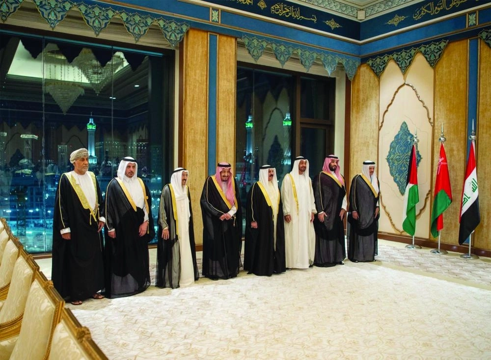 DST_5669011_Fri39_1222477844