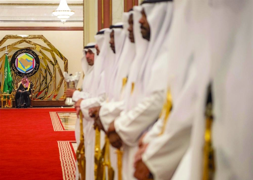 DST_5669001_Fri33_1222416675