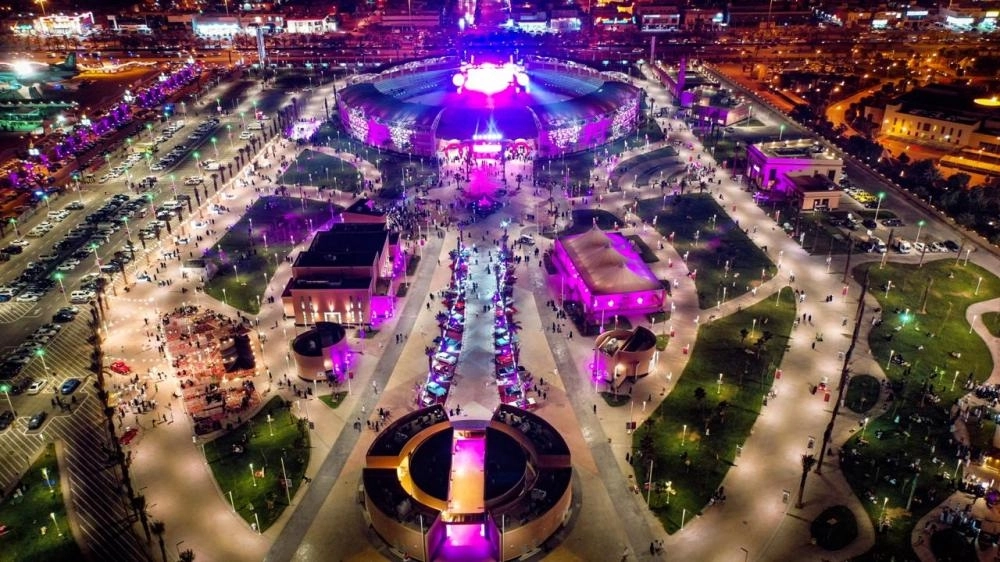 فعاليات متنوعة في ساحة العروض بالرياض