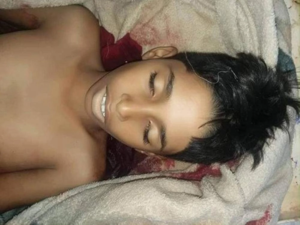 



طفل مريض يواجه الموت               (مكة)