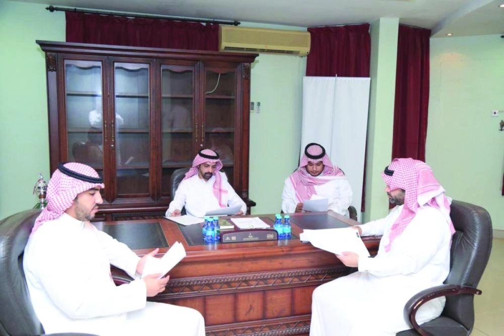 






لجنة الانتخابات تباشر عملها بالرائد                      (إعلامي الرائد)