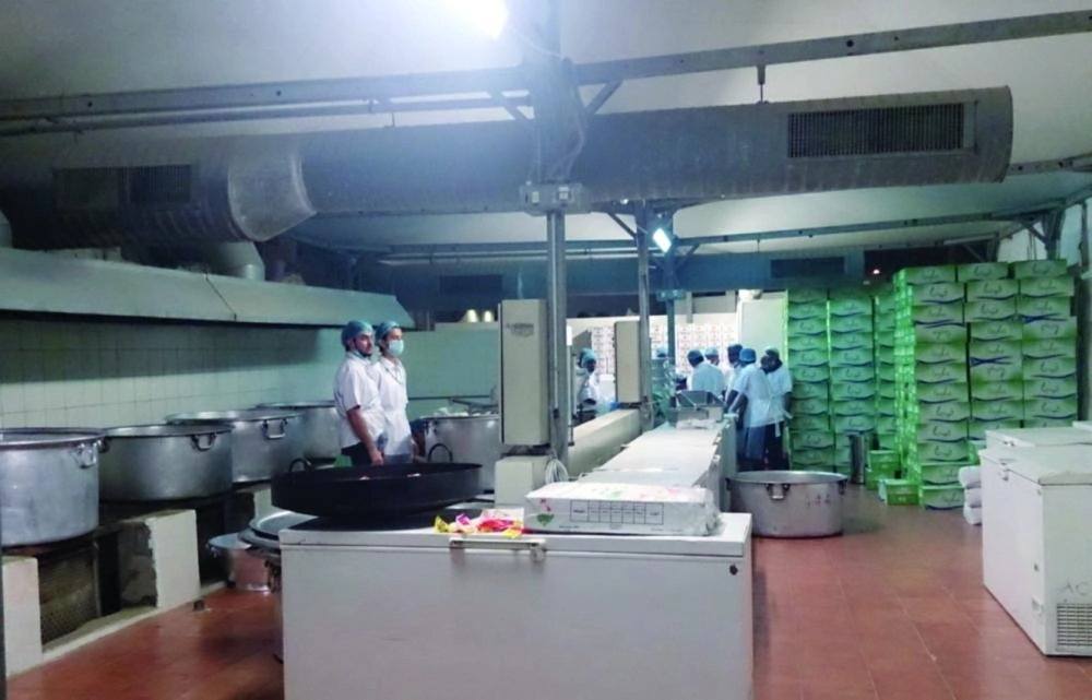 



مطبخ تقليدي لإعداد وجبات الحجاج                      (مكة)