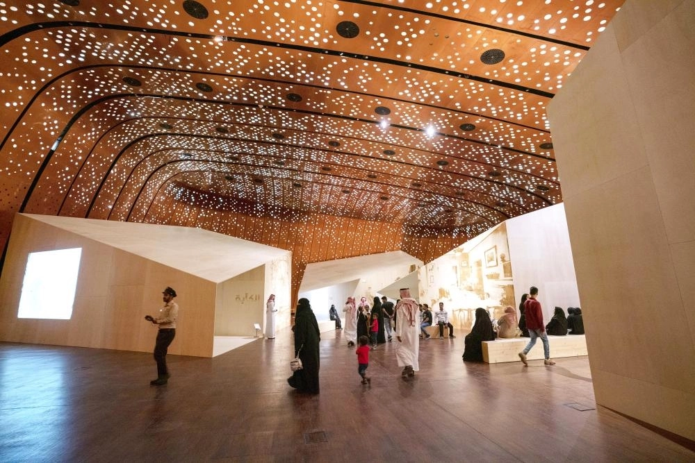 المعرض من الداخل 