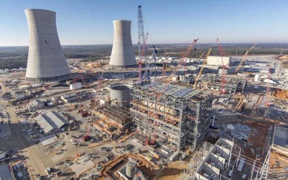 






مفاعل آراك الذي أعيد تصميمه                                                     (مكة)