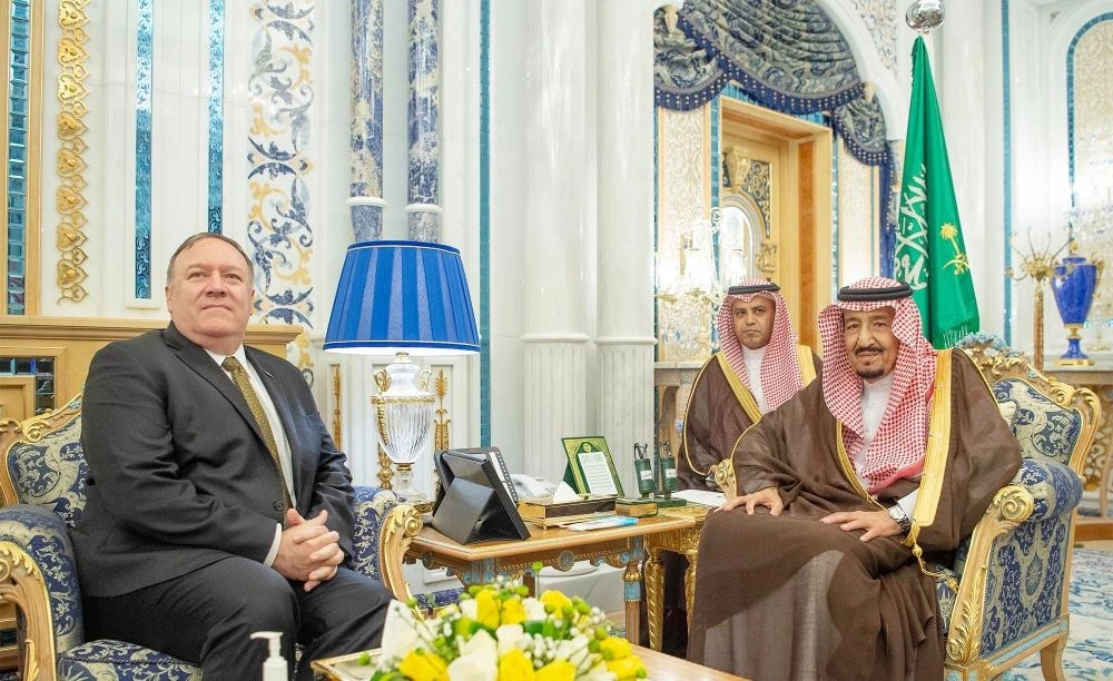 






 خادم الحرمين لدى لقائه وزير الخارجية الأمريكي