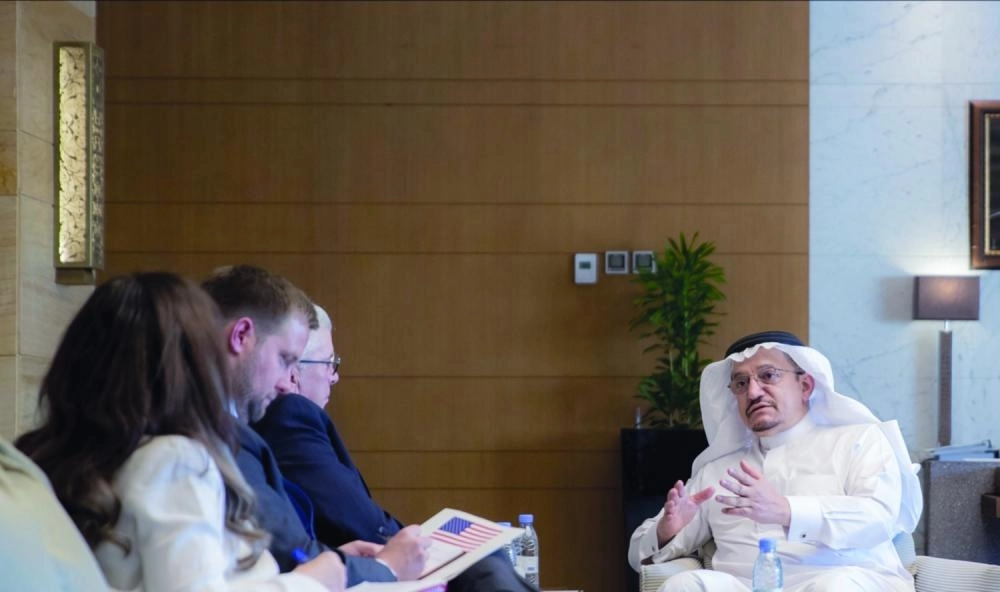 حمد آل الشيخ خلال لقائه جون بي أبي زيد (مكة)