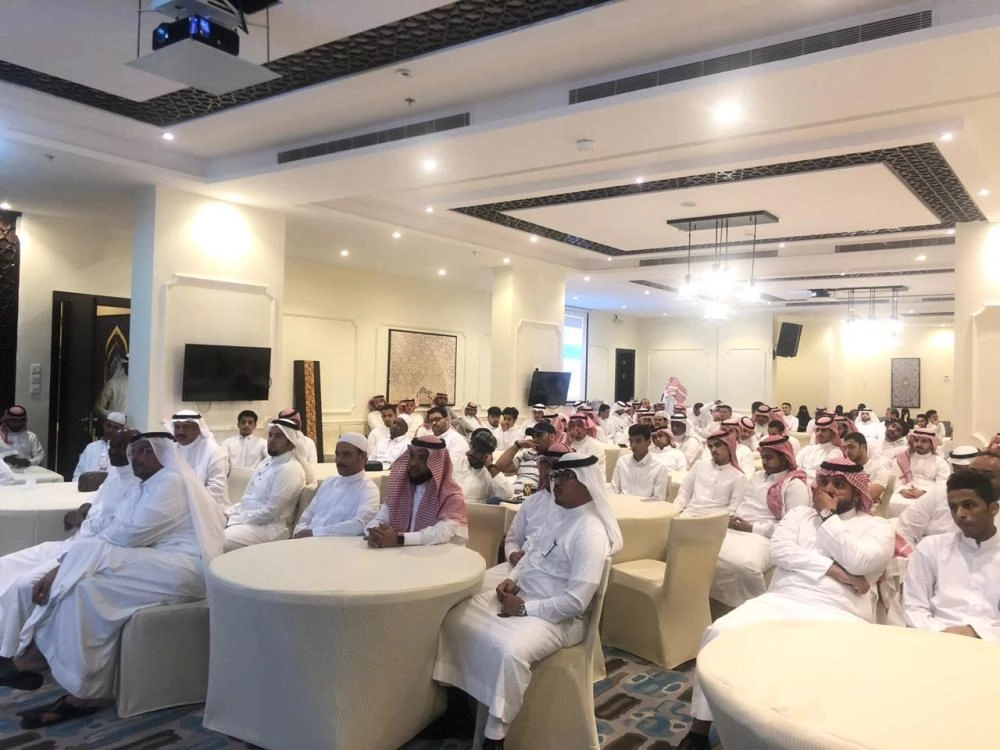 جانب من الدورات التدريبية لمكتب إرشاد الحافلات 