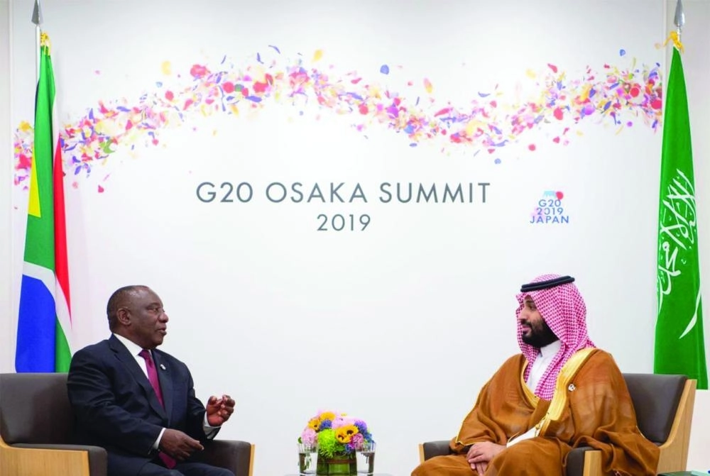 ولي العهد ملتقيا رئيس جنوب أفريقيا