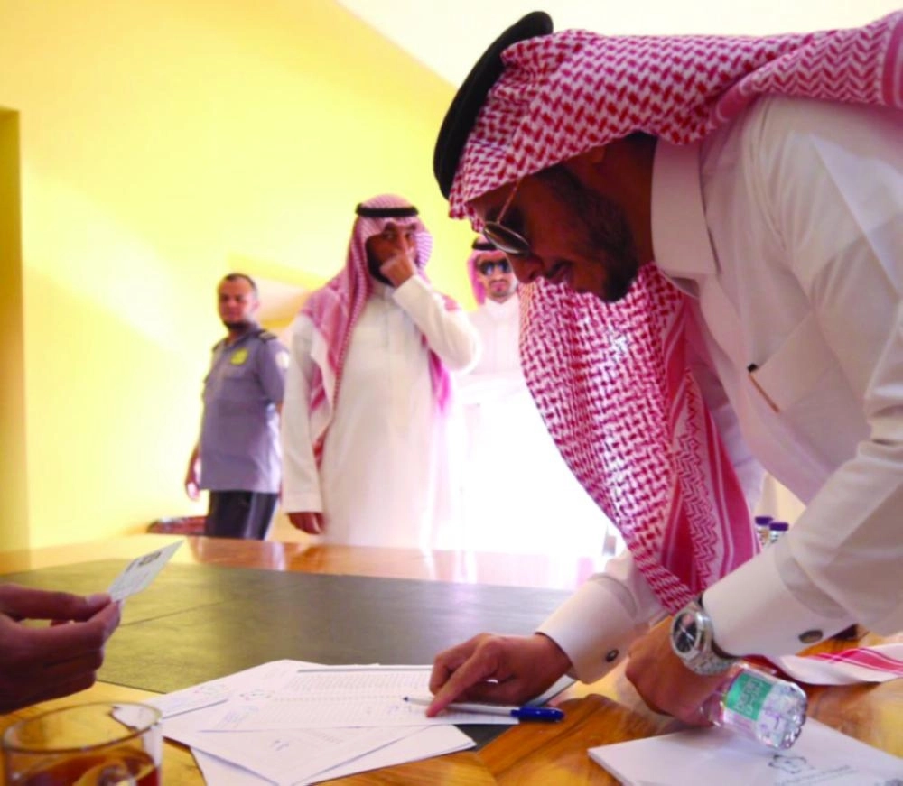 






 صفوت السويكت                                                   (مكة)