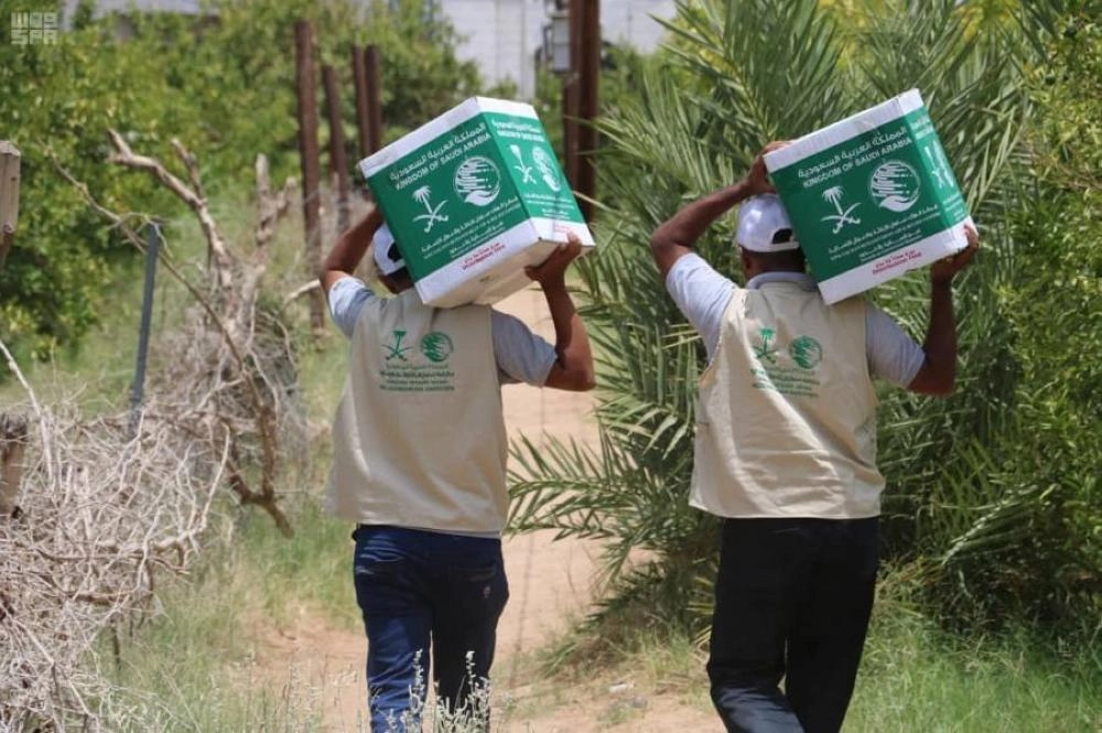 الفريق يصل للمناطق الزراعية البعيدة (واس)