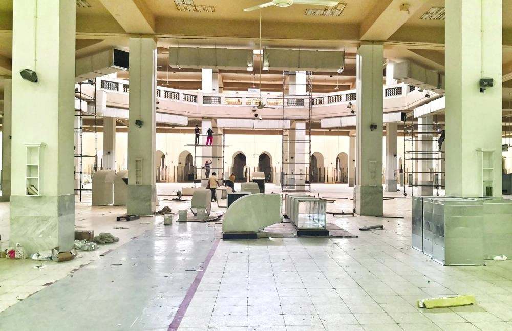 تغيير واستبدال أجهزة التكييف بمسجد نمرة (أنس الحارثي)