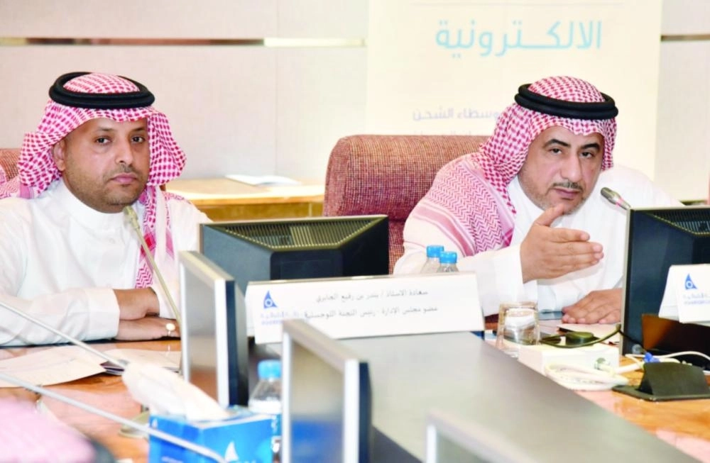 



المديهيم يتحدث في الورشة              (مكة)