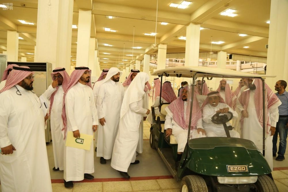 وزير الشؤون الإسلامية يتفقد مساجد المشاعر المقدسة