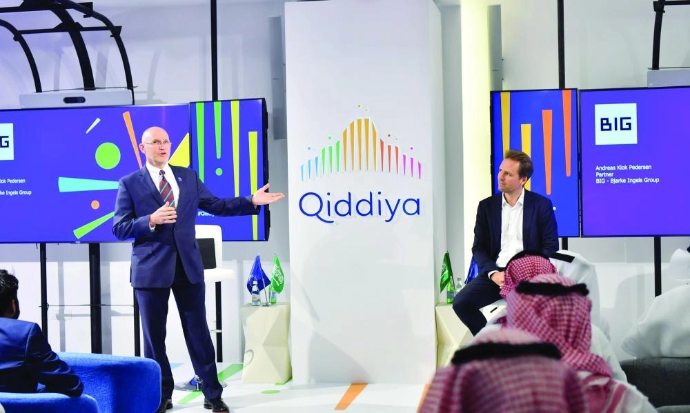 خلال العرض في موقع المشروع (القدية)