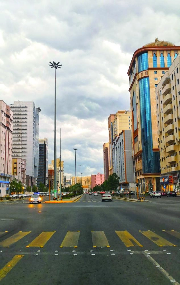 






أبراج سكنية بحي العزيزية                                              (أنس الحارثي)