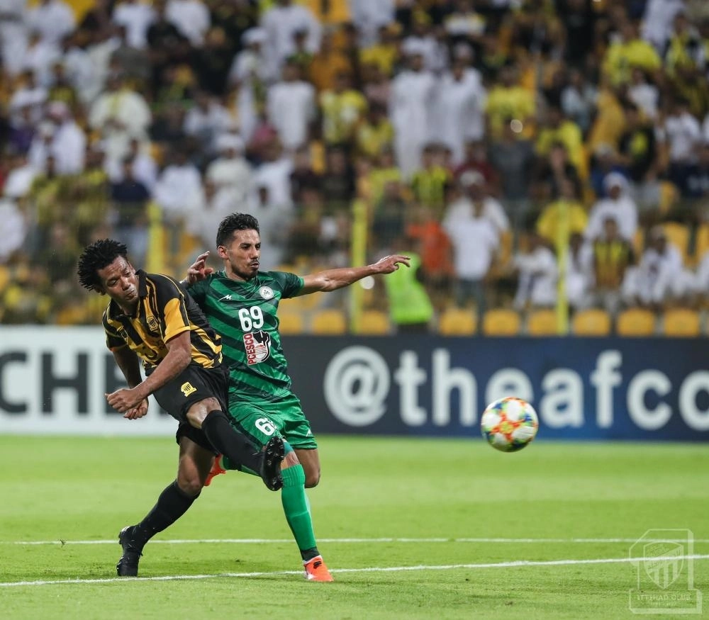 من لقاء الذهاب بين الفريقين (إعلامي الاتحاد)