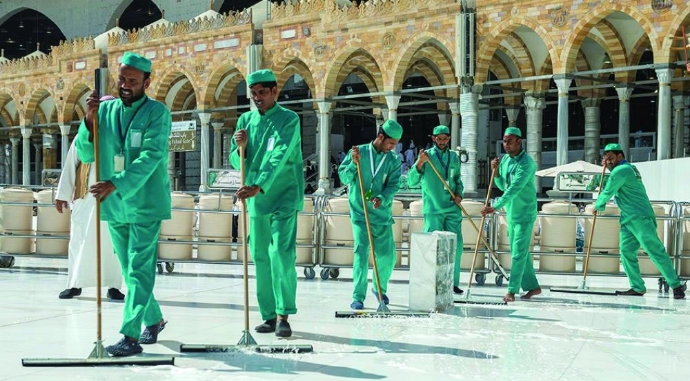 






تطهير المسجد الحرام بمواد صديقة للبيئة