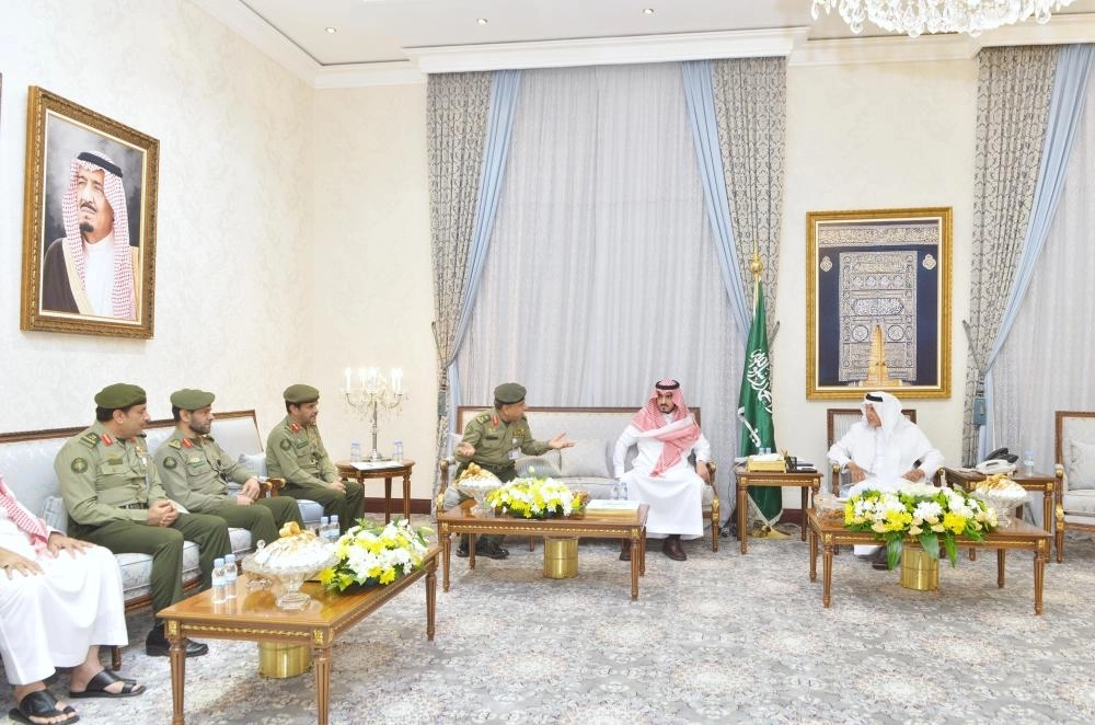 






.. ولدى لقائه سليمان اليحيى