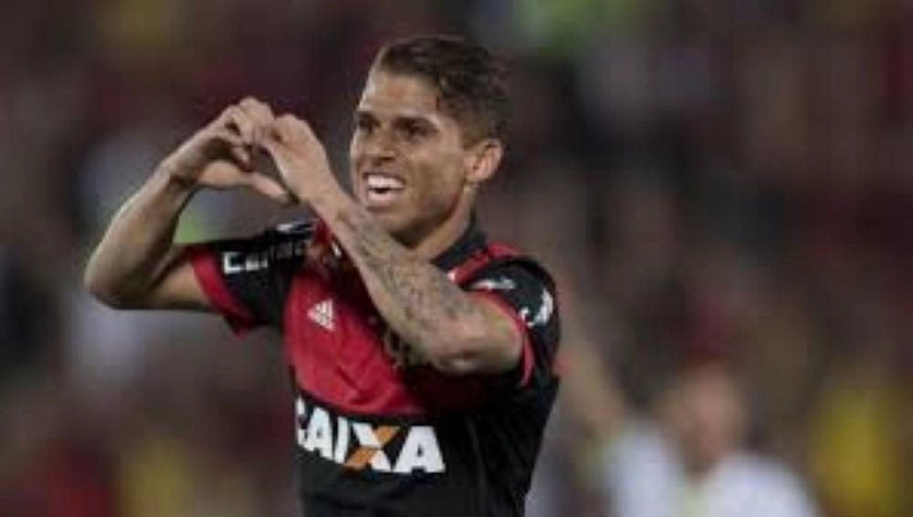 الكولولمبي جوستافو