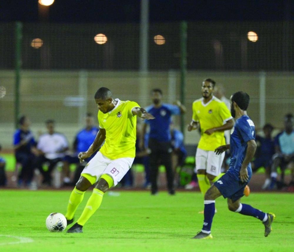 جانب من ودية الوحدة أمام فريق جدة                                                                                     (إعلامي الوحدة)