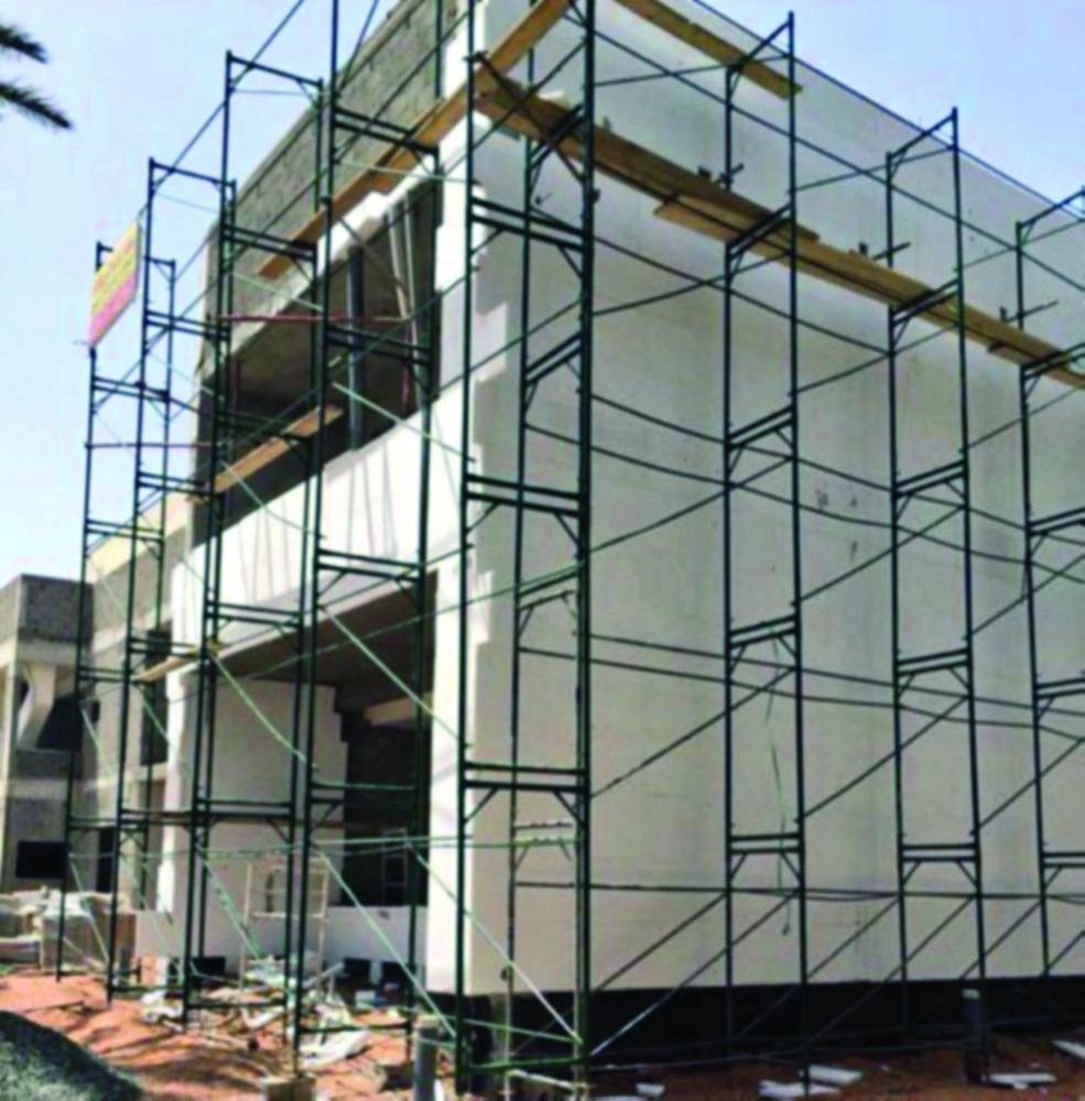 






أثناء عزل مبنى تحت الإنشاء                                                                            (مكة)