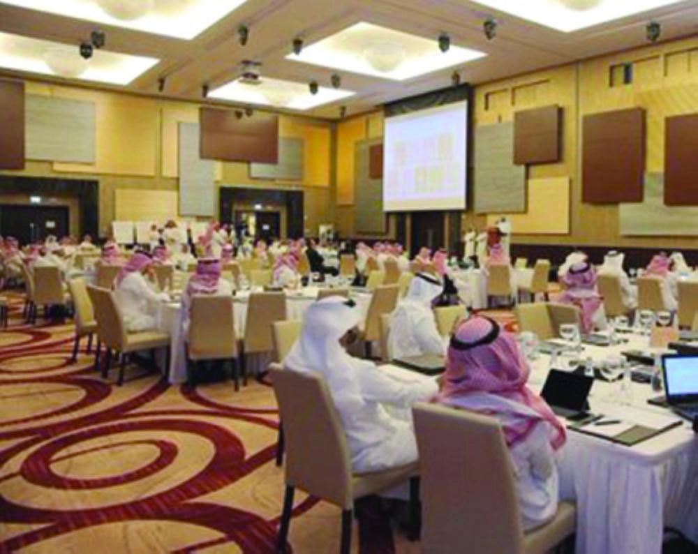 حضور الورشة أمس (هدف)