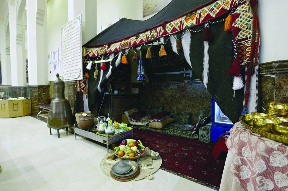 






من متحف دار المدينة المنورة                                                                                                                                                   (مكة)