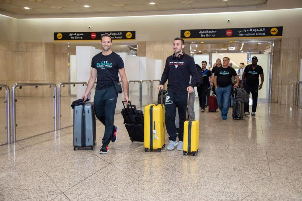 






وصول الفرق المشاركة في البطولة                                                                                                                                    (مكة)