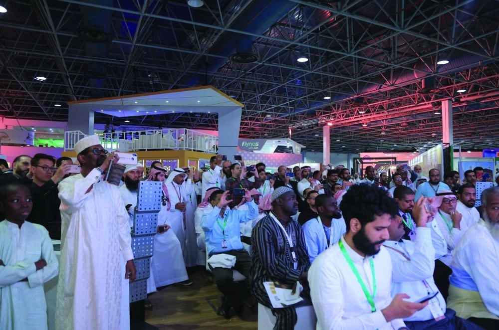 DST_6169073_Wed142_1440696669