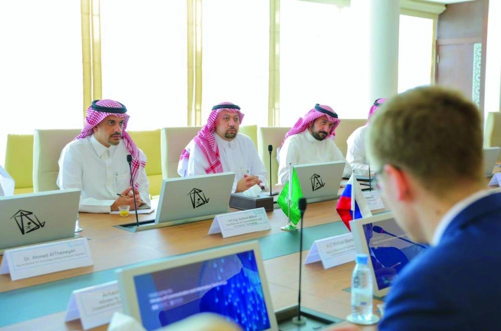 






الجانب الروسي                (وزارة الاتصالات)