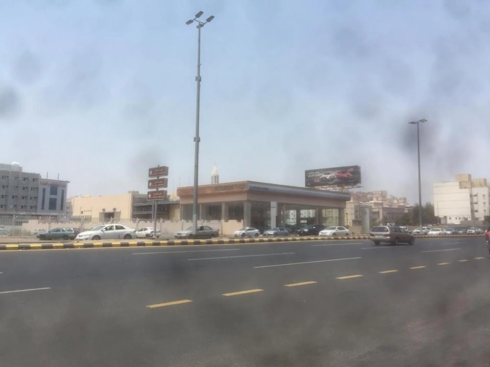 من معارض السيارات بالكعكية (مكة)