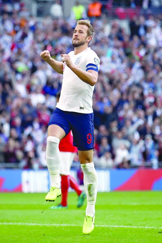 



هاري كين محتفلا       (د ب أ)