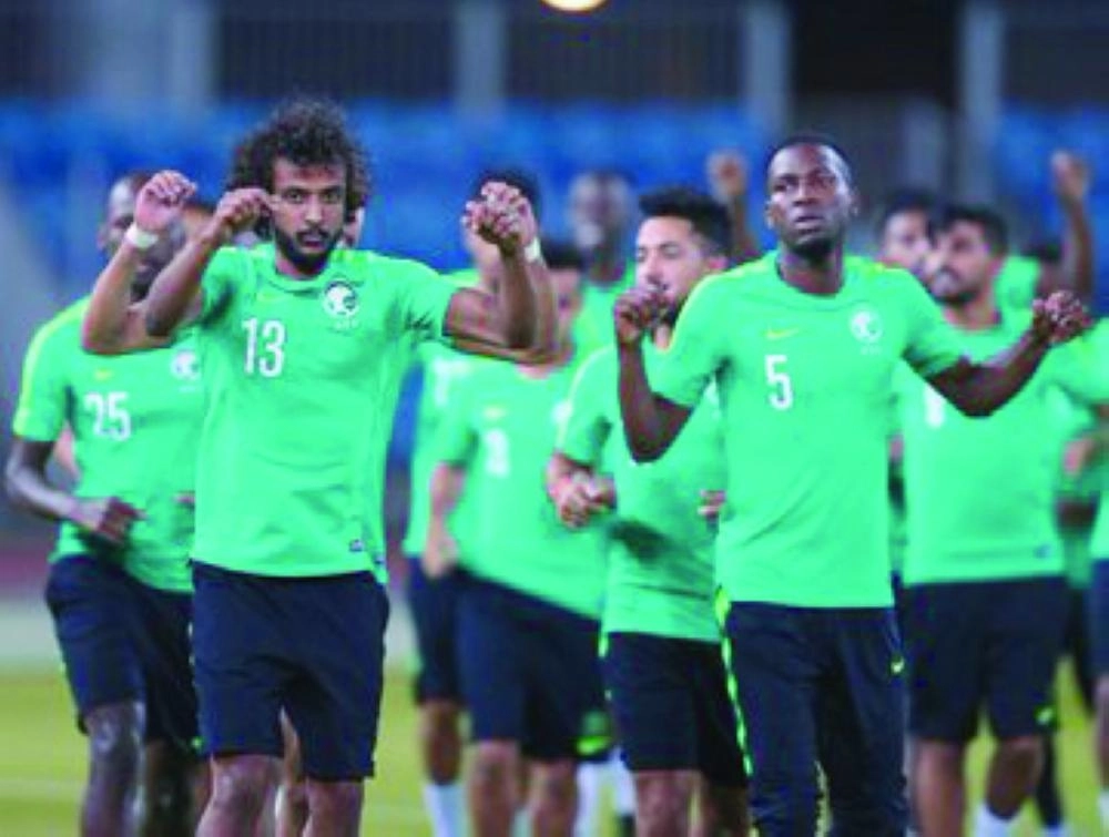 



آخر حصص الأخضر الاستعدادية لمواجهة اليمن                                         (مكة)