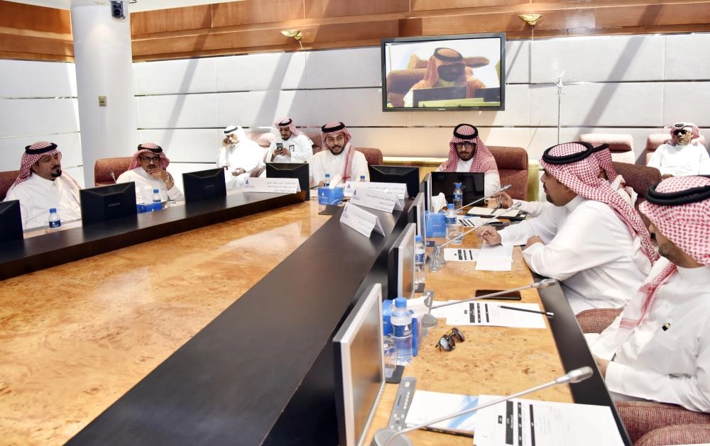 جانب من ورشة الغذاء أمس (مكة)