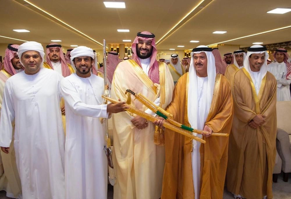 ولي العهد يرعى الحفل الختامي لمهرجان الهجن في نسخته الثانية