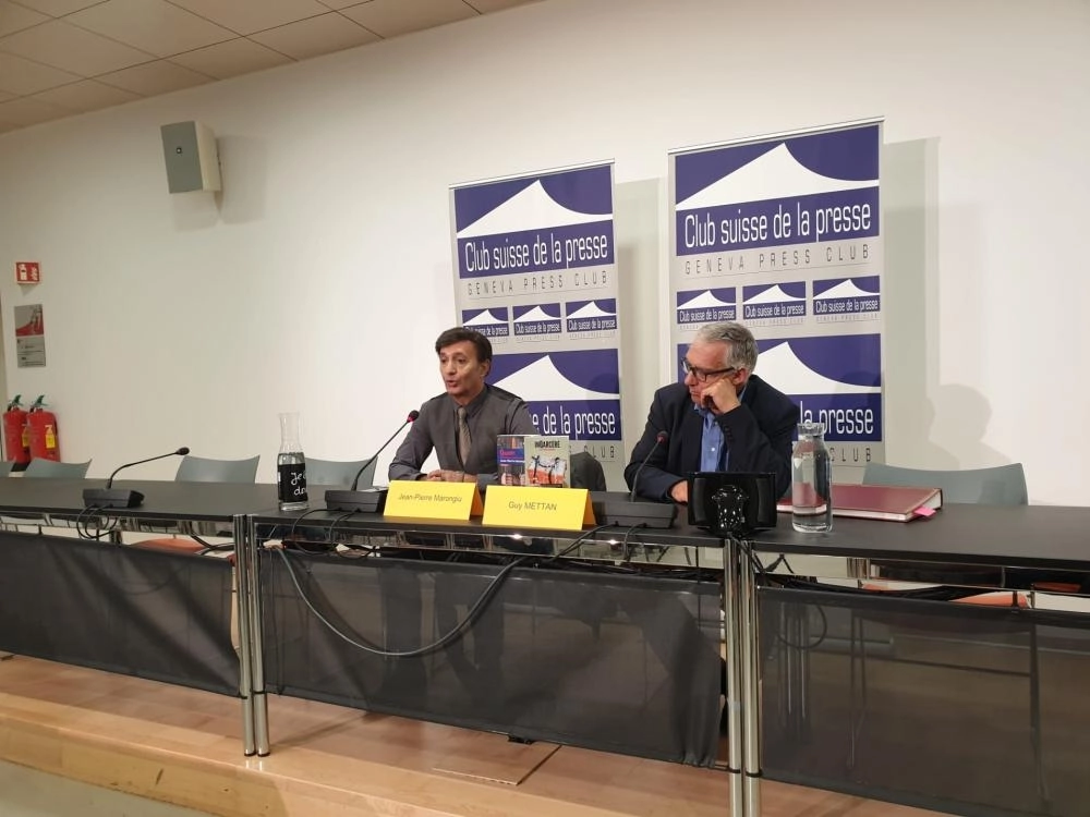 مارونجو في حديثه للصحفيين (مكة)